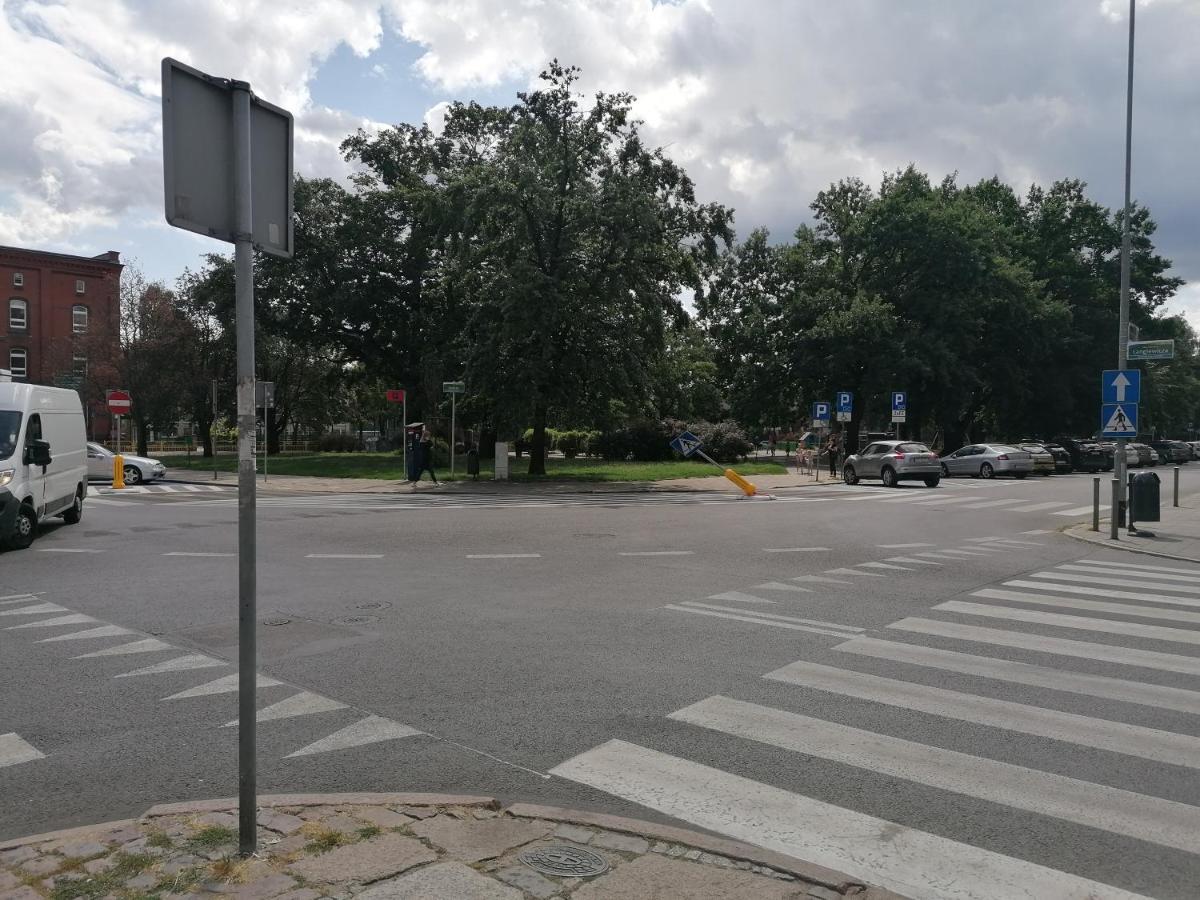 Hostel Tulip - Pokoj 7 Ze Wspolna Lazienka I Kuchnia Stettino Esterno foto