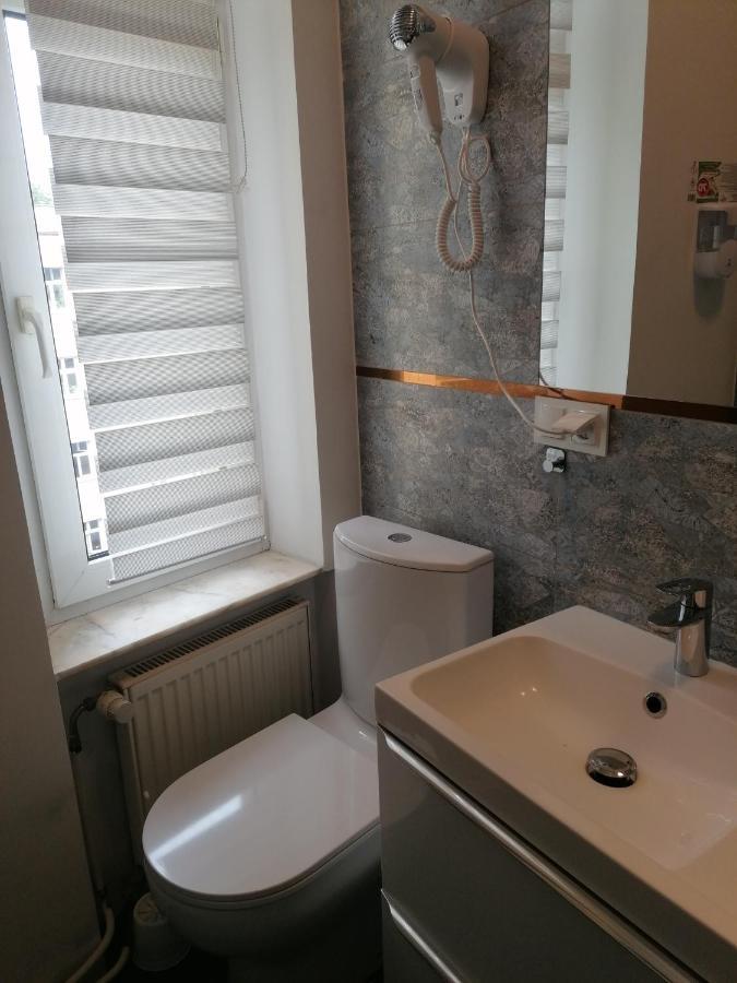 Hostel Tulip - Pokoj 7 Ze Wspolna Lazienka I Kuchnia Stettino Esterno foto