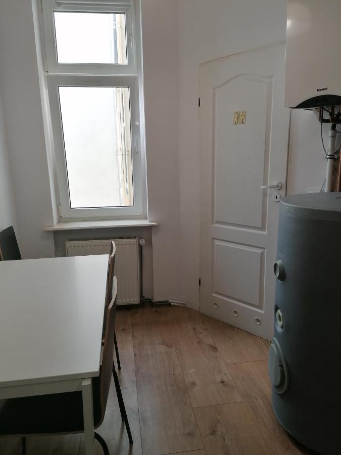Hostel Tulip - Pokoj 7 Ze Wspolna Lazienka I Kuchnia Stettino Esterno foto