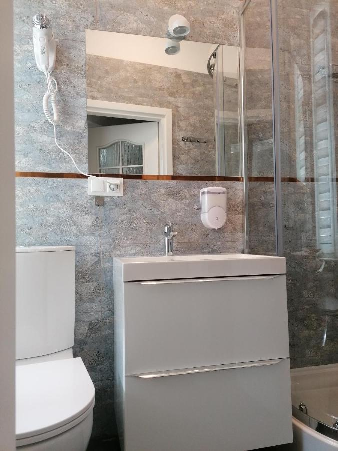 Hostel Tulip - Pokoj 7 Ze Wspolna Lazienka I Kuchnia Stettino Esterno foto
